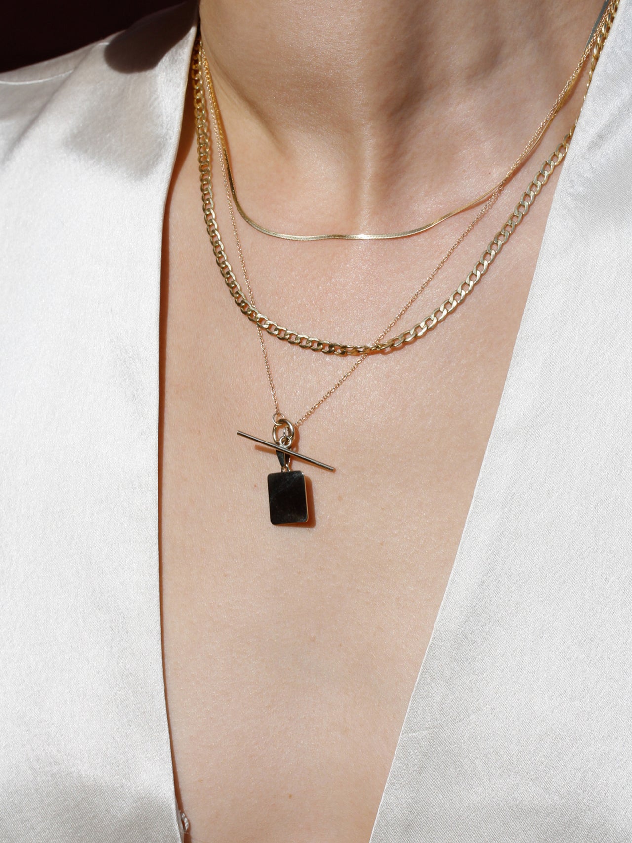Square & toggle pictured on model. 