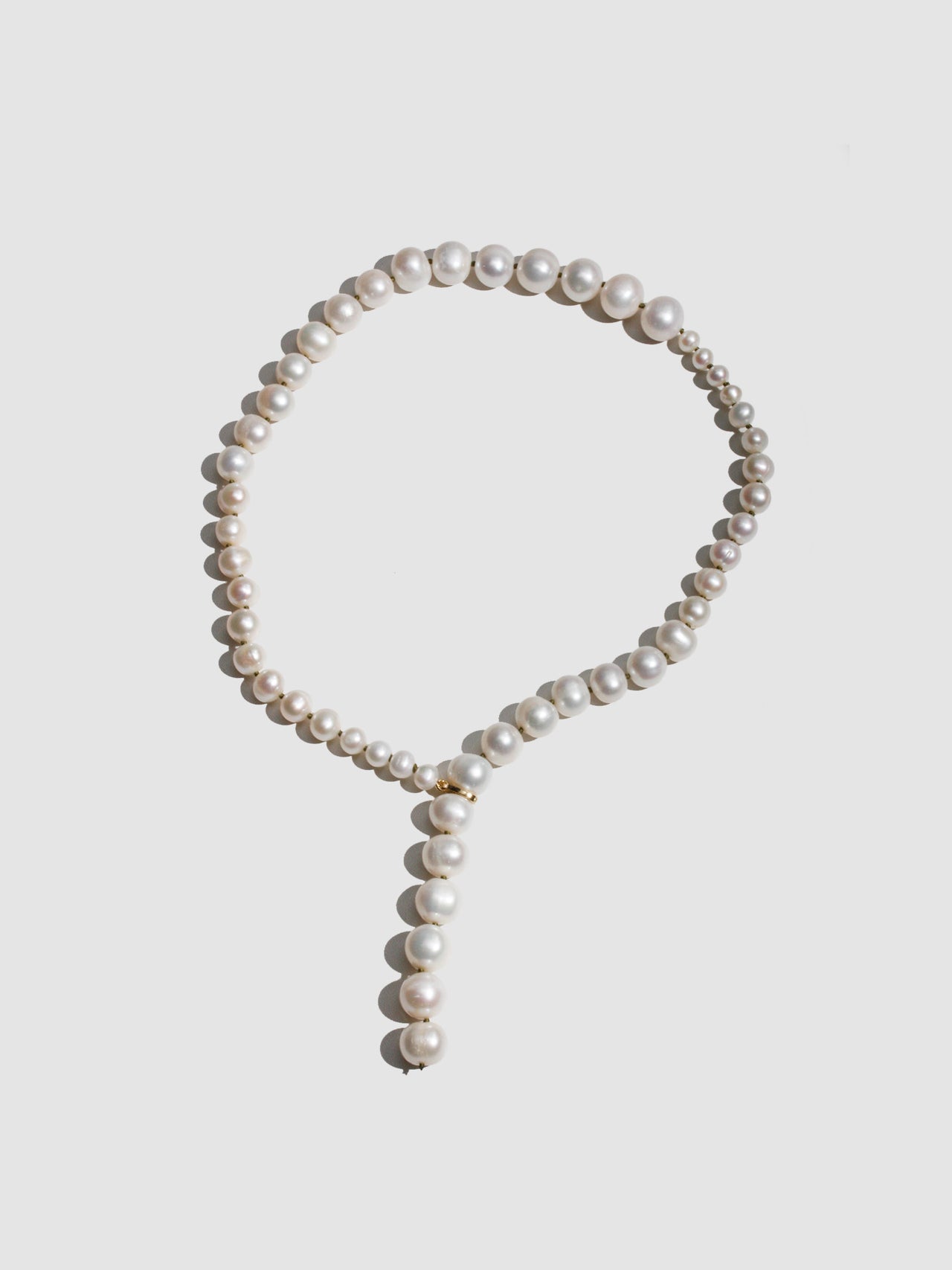Contour Pearl Necklace