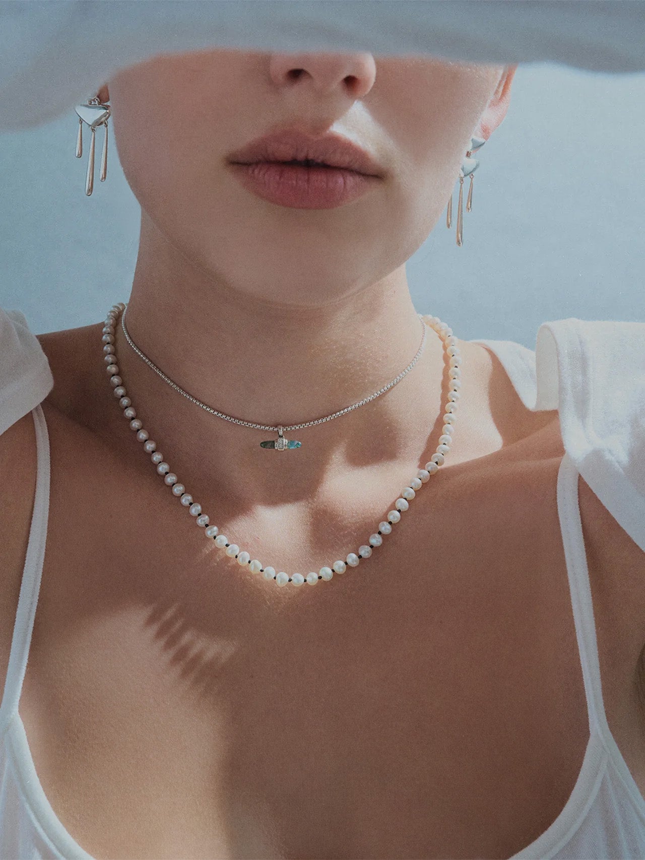 Pearl Vintage Clip Chain