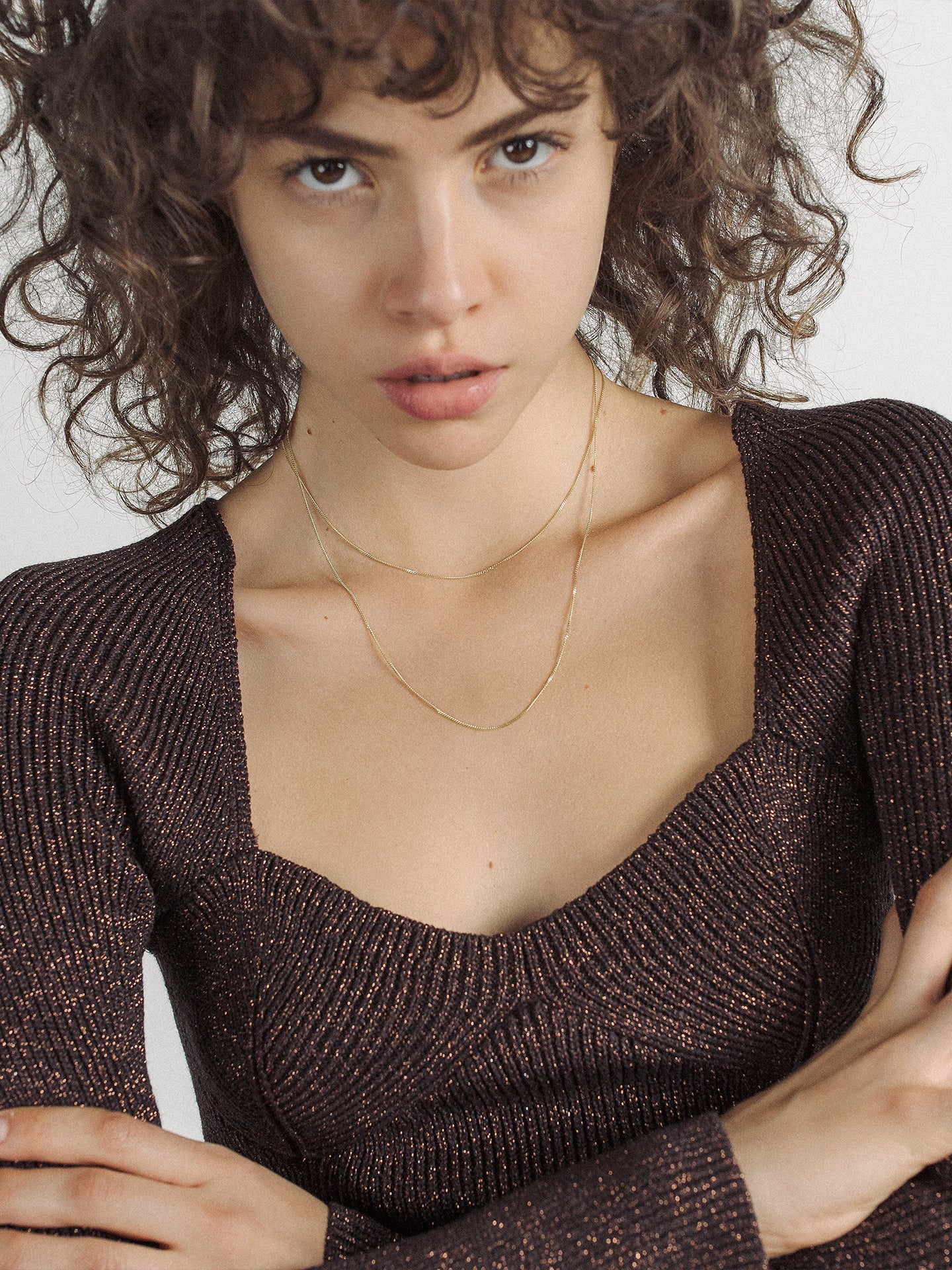 14Kt Yellow Gold Thin Curb Chain shot on model
